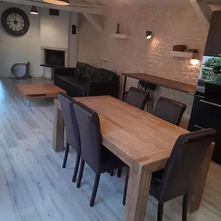 The Countryside In The Ocean At La Rochelle With Your Feet In The Barn Ferienhaus