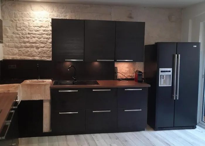 The Countryside In The Ocean At La Rochelle With Your Feet In The Barn Croix-Chapeau